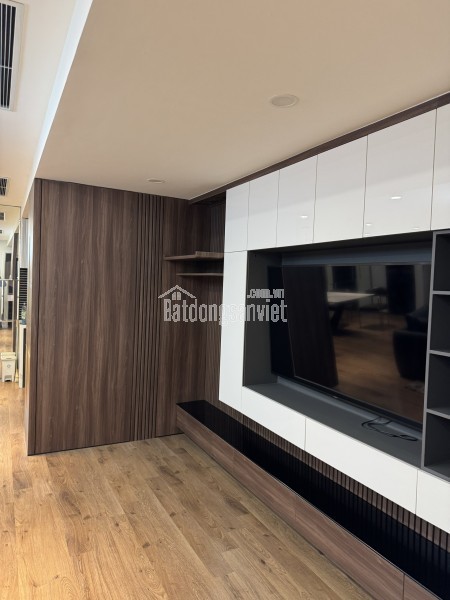 Bán căn hộ 80m2 Green Diamond 93 Phố Láng Hạ, Đống Đa