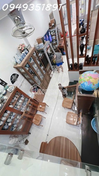 NHÀ PHÚ NHUẬN 62M2 2TẦNG NGANG 4M 2PN SHR HOÀN CÔNG ĐỦ GIÁ 8,3Tỷ