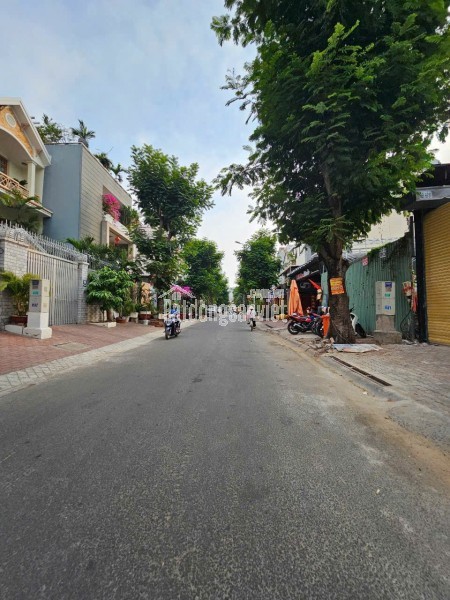 Bán nhà mặt tiền đường Nguyễn Văn Qúy,Phú Thuận,Q7 diện tích 64m2 ngang 5m x dài 13m 10,5 tỷ.