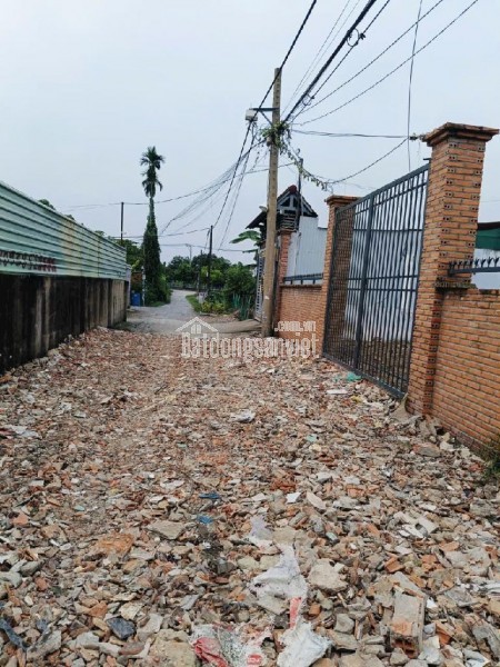 Q12: Bán đất tặng nhà – Hẻm xe tải – 180m² giá chỉ 27 triệu/m² – Cơ hội đầu tư sinh lời!
