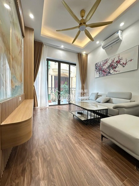 BÁN NHÀ TRUNG TÂM QUÂN THANH XUÂN Ô TÔ ĐỖ CỬA - MẶT NGÕ THÔNG - KINH DOANH SIÊU ĐỈNH - NHÀ MỚI Ở