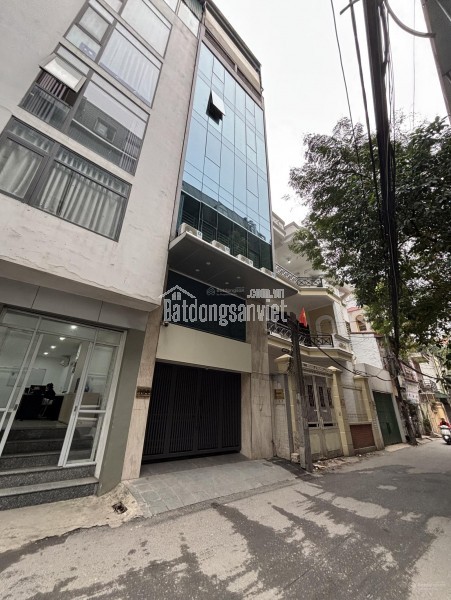 Bán nhà ngõ 155 Nguyễn Khang, 2 mặt ngõ, ô tô, tương lai ra phố, 95m2 MT gần 5m