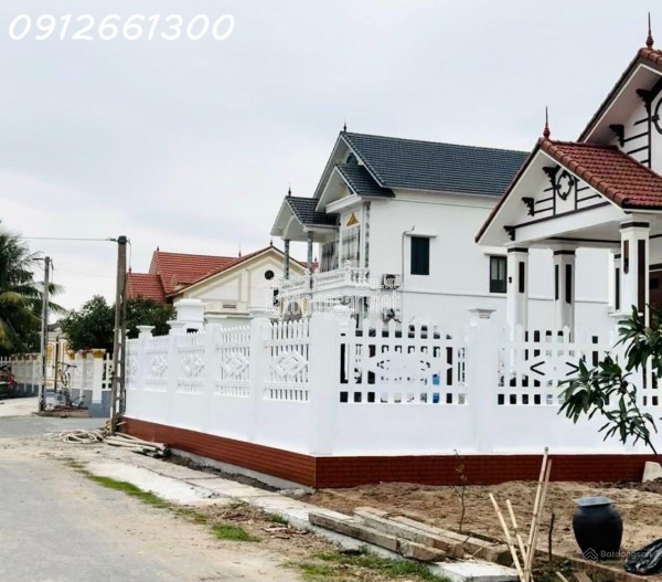 Cần bán mảnh đất biển 100m2 sổ đỏ full thổ tại Quất Lâm- Giao Thủy- Nam Định