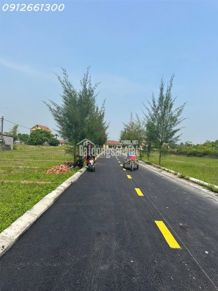 Cần bán mảnh đất biển 100m2 sổ đỏ full thổ tại Quất Lâm- Giao Thủy- Nam Định