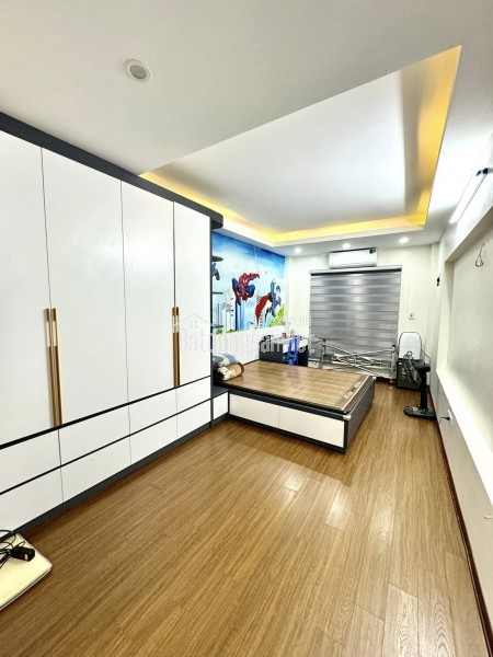 Bán Nhà Pháo Đài Láng 70m2 4 tầng giá chào 11 tỷ Đống Đa Ô tô nhỏ đỗ cửa