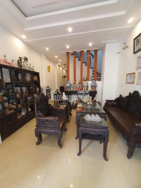 Bán Nhà Ngõ 521 An Dương Vương - Ô Tô Đỗ Cửa - 3 Mặt Thoáng -42m2x5 tầng