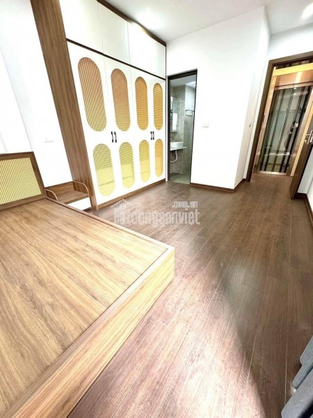 Bán nhà (11P,KK, 90tr/thg) phố Trích Sài 66m2 7T thang máy MT 4.1m 19 tỷ Tây Hồ
