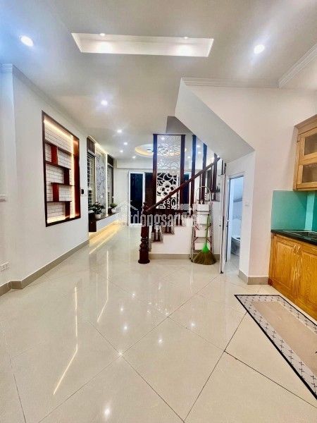 🆘 Bán Nhà VIP TT Văn Chương ,Đống Đa 45 M2 T2 MT 5 M, Chỉ 2.6 Tỷ Mặt Ngõ Thẳng Tắp gần sát ngay