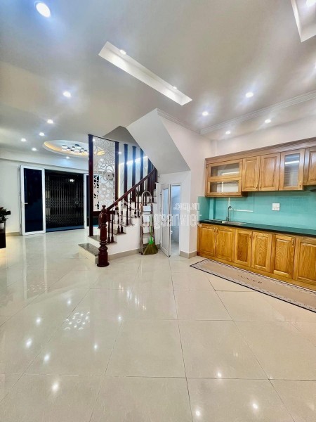 🆘 Bán Nhà VIP TT Văn Chương ,Đống Đa 45 M2 T2 MT 5 M, Chỉ 2.6 Tỷ Mặt Ngõ Thẳng Tắp gần sát ngay