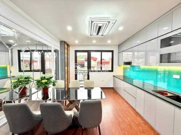 Bán nhà 45m², 6 tầng gara ôtô thang máy, 4PN, 5WC, Xuân La - Tây Hồ - 14.9 tỷ