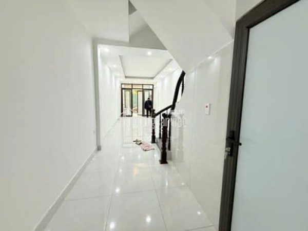 Lĩnh Nam, ôtô tránh, ngõ thông, nhỉnh 12 tỷ