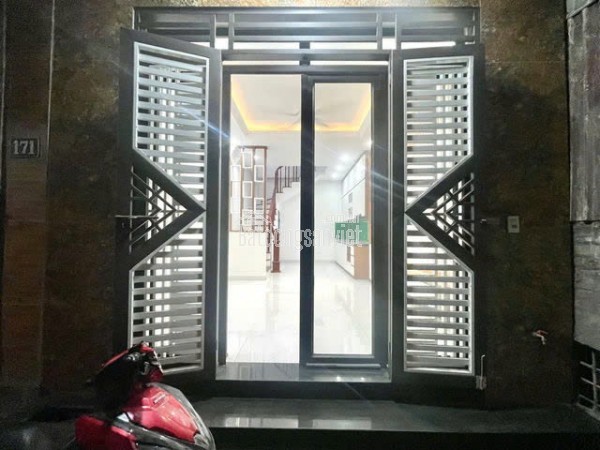 BÁN NHÀ KHƯƠNG TRUNG - THANH XUÂN, HÀ NỘI. 40Mx5T giá 6,8 tỷ