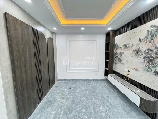 PHÂN LÔ HOÀNG CẦU - Ô TÔ VÀO NHÀ - GẦN HỒ - GẦN CÔNG VIÊN - 45M*4T - CHỈ 15.5 TỶ