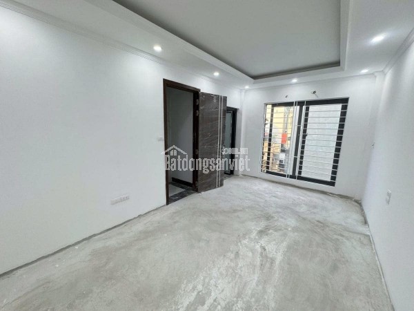 PHÂN LÔ HOÀNG CẦU - Ô TÔ VÀO NHÀ - GẦN HỒ - GẦN CÔNG VIÊN - 45M*4T - CHỈ 15.5 TỶ