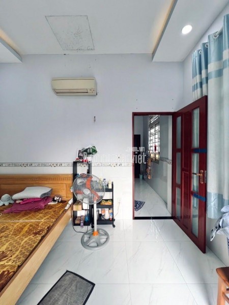 Bán nhà Gò Vấp, hẻm xe hơi đường Dương Quảng Hàm, 70M²x3 tầng, 4PN
