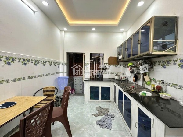 Chỉ 4.2 TỶ TL! 42M², 2Tầng /3pn, HẺM XE HƠI, Lê Văn Thọ Gò Vấp!