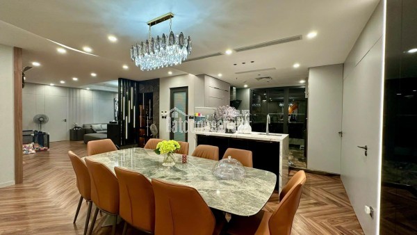 Bán nhanh căn 3 ngủ 120m chung cư The legend full đồ 8,3 tỷ 0968849566