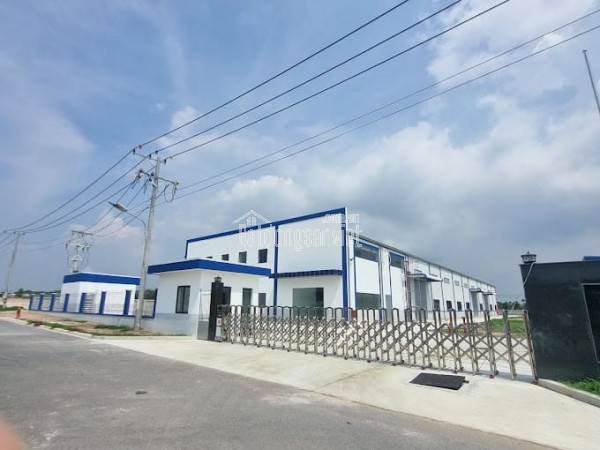 Công ty TNHH KCN Đông Hà cho thuê kho xưởng mới xây giá cạnh tranh.