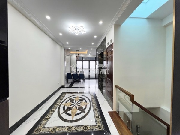 Bán nhà liền kề Hà Đông,Lacata, 82m2, thang máy 5 tầng chỉ nhỉnh 15 tỷ,WiEW vườn hoa