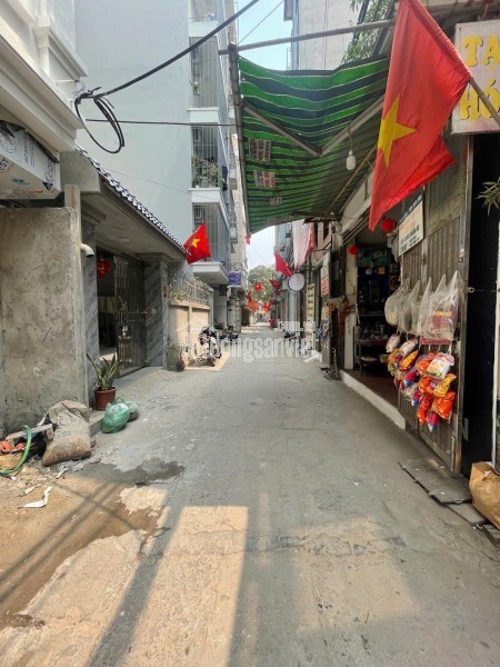Nhà Mới 45m x 6T Lô Góc Thang Máy Gara ÔTô Kim Giang Linh Đàm 12,4 tỷ