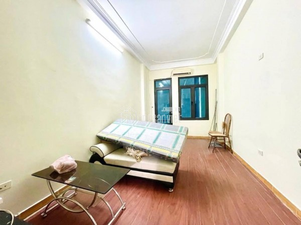 Bán nhà đẹp phố Võ Chí Công 30m2 5tầng mặt tiền 3.1m 5.5 tỷ Tây Hồ