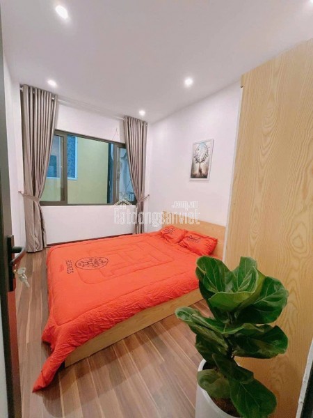 Bán nhà đẹp phố Võ Chí Công 30m2 5tầng mặt tiền 3.1m 5.5 tỷ Tây Hồ