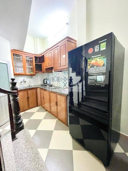 Bán nhà đẹp phố Hoàng Hoa Thám 35m2 5tầng mặt tiền 3m 5.99 tỷ Tây Hồ