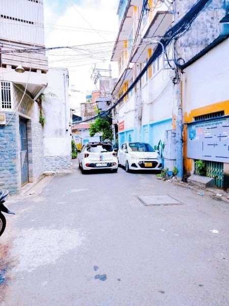 Bán nhà Duy Tân, Quận PHÚ NHUẬN, 3 mặt tiền, Đường xe hơi, 5.8 tỷ
