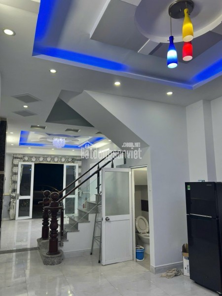 BÁN NHÀ QUẬN 7 DƯỚI 3 TỶ, HẺM 1247 HUỲNH TẤN PHÁT - 3 TẦNG