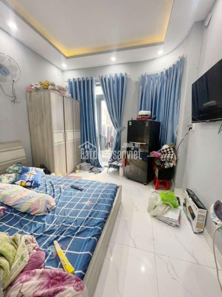 BÁN NHÀ LÔ GÓC,MT CỰC ĐẸP TẠI P8,Q3 - DT 41m2,HẺM XE HƠI THÔNG THOÁNG - GIÁ CHỈ 9,9 TỶ !!