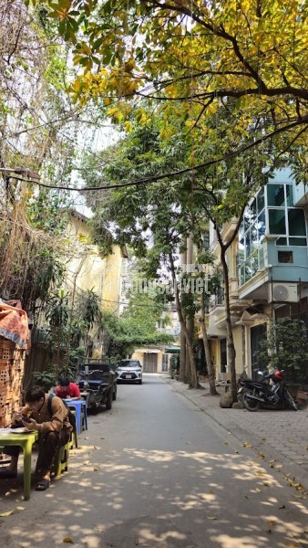 Bán nhà 4 tầng, 44.5m2, vị trí đắc địa gần phố Nguyễn Trãi - Kinh doanh thuận lợi, giá chỉ 11.2 tỷ!