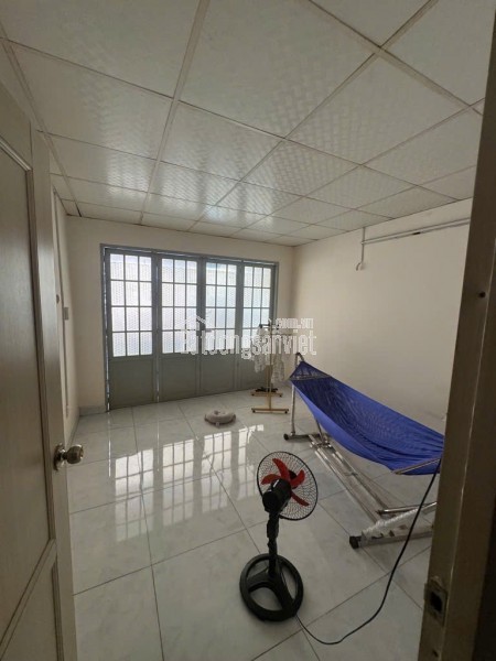 + Bán nhà 54m2-2 tầng-Phùng Hưng P14Q5-8 tỷ