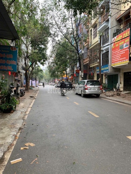 MÌNH CẦN BÁN NHÀ Ở HÀ ĐÔNG-7 Tầng, 5PN. giá 21.8 tỷ