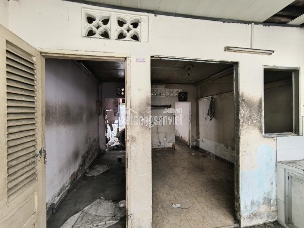 BÁN NHÀ CỰC ĐẸP PHÚ NHUẬN,SỔ HỒNG RIÊNG,2 MẶT TIỀN XE HƠI, DT 5,6x9m - GIÁ CHỈ 13,5 TỶ