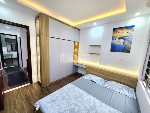 BÁN NHÀ HÀNG XÓM LINH ĐÀM NGÕ RỘNG - THOÁNG - TIỆN ÍCH VÔ VÀN - THÔNG SỐ VÀNG - SỔ ĐẸP
