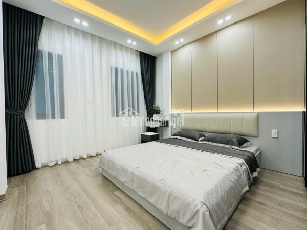 TRUNG TÂM THANH XUÂN - SÁT Ô TÔ - CHỈ 5.9 TỶ
NHÂN HOÀ - 31m² - 5 tầng - 3 ngủ rộng