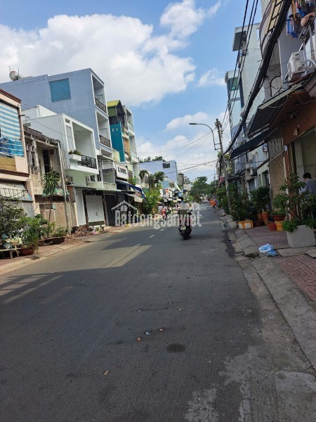 BÁN ĐẤT TẶNG NHÀ C4, CHÍNH CHỦ BÁN LẤY TIỀN DƯỠNG GIÀ, DƯƠNG BÁ TRẠC Q8, HẺM XE HƠI, KINH DOANH