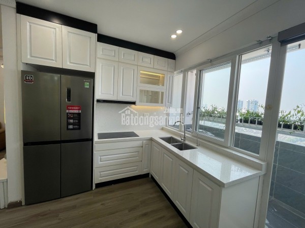 Nhà Tòa Căn Hộ Apartment Cao cấp Lạc Long Quân 91m2 7 tầng 6m mặt tiền giá chào 21 tỷ
