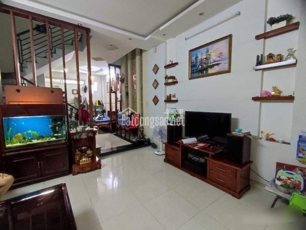 🏛️🏛️ BÁN NHÀ SIÊU PHẨM QUẬN 4 Ở THỜI ĐIỂM HIỆN TẠI , XE HƠI NGỦ TRONG NHÀ - 4 TẦNG NHÀ MỚI .
