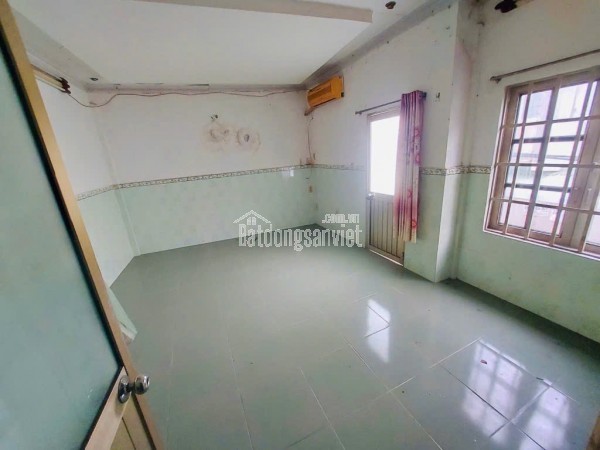 Cực hiếm, dòng tiền 60tr/th tại Quận 1, lô góc 4 tầng ô tô đỗ cửai cách Phố BÙI VIỆN 150m