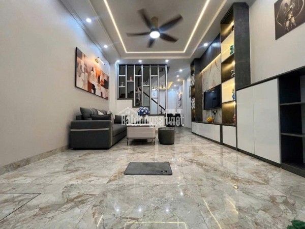 BÁN NHÀ TỨ LIÊN  Tây Hồ 48m2 5 tầng 7,9 tỷ 20m ra đường oto tránh Sổ đẹp ảnh thật