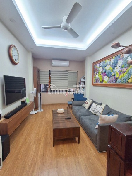 CẦN BÁN NHÀ PHỐ HOA LƯ HIẾM NHÀ BÁN – HAI BÀ TRƯNG – 6 TẦNG – Ô CHỜ THANG MÁY
