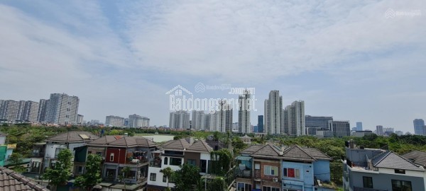 Cần bán biệt thự Thành phố Giao Lưu- Phạm Văn Đồng - Bắc Từ Liêm, hoàn thiện 3.5 tầng, diện tích