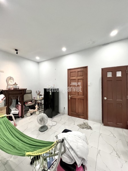 Bán nhà 4 tầng, 36m², 4PN, 3WC, hẻm Đặng Văn Ngữ, P.10, Phú Nhuận - 5.5 tỷ