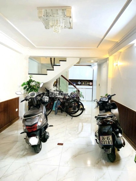 dÒNG TIỀN ỔN ĐỊNH - ĐẤT LÊN TỪNG NGÀY - VỊ TRÍ ĐẸP - MẶT TIỀN LỚN - NHU CẦU NHÀ Ở CAO - ĐẮC ĐỊA.