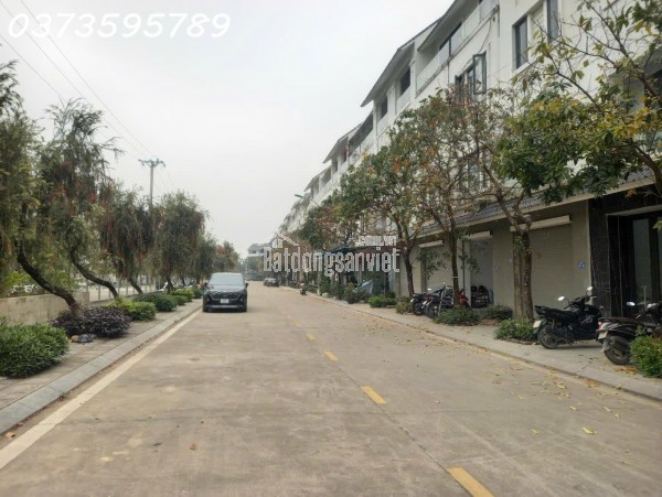 Gia đình bán trục chính Nam La Khê, 60m2, 4 tầng, full nội thất, ở ngay, chỉ 17 tỷ