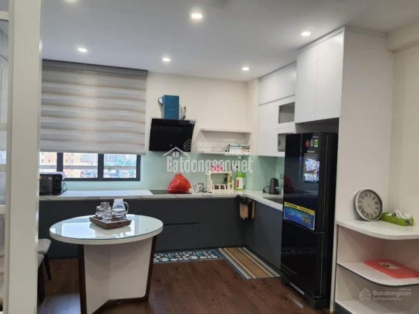 Căn hộ chung cư El Dorado view Hồ Tây, 1 khách, 1 ngủ, full nội thất, diện tích 50m2. Giá thuê 12tr