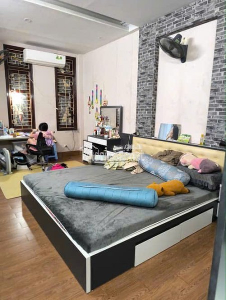 Nhà đẹp Kim Giang, dân xây, mặt ngõ thông, ô tô, kd, 40m2x4T giá 10.8 tỷ