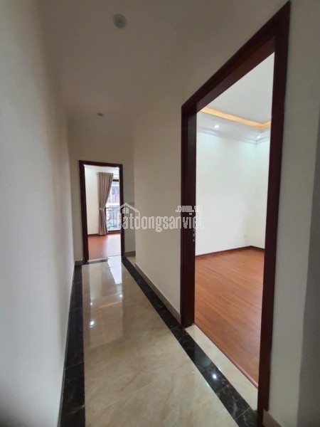 150TR MỘT MÉT
OTO ĐỖ CỬA, RẺ NHẤT KHU BÀ TRIỆU ,SỔ ĐỎ NỞ HẬU KINH DOANH ĐỈNH CAO
LH