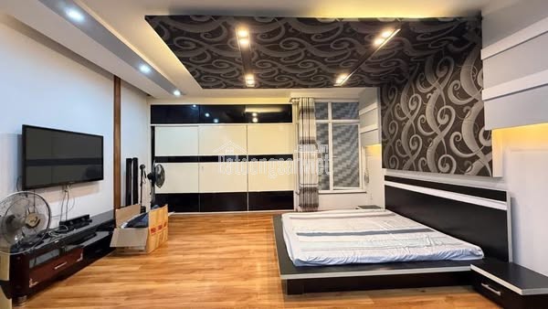 BIỆT THỰ MẶT TIỀN NGUYỄN BỈNH KHIÊM P1 GÒ VẤP HCM - VỊ TRÍ ĐẮC ĐỊA - 158M2- CÓ THANG MÁY - 5TẦNG -